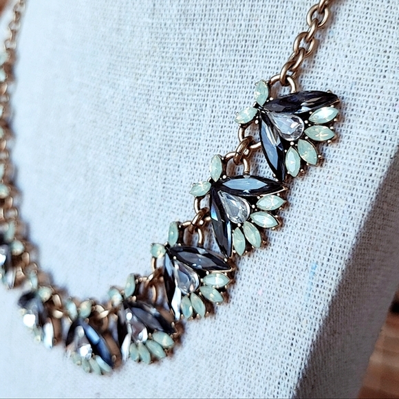 J. Crew Thin Navette Clear Teardrop Smoke Opalune Minty Statement Necklace EUC - Picture 2 of 12